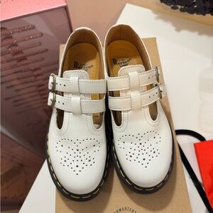 Dr. Martens Mary Jane